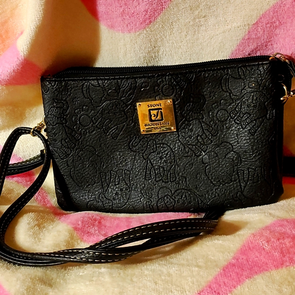 Medium size purse